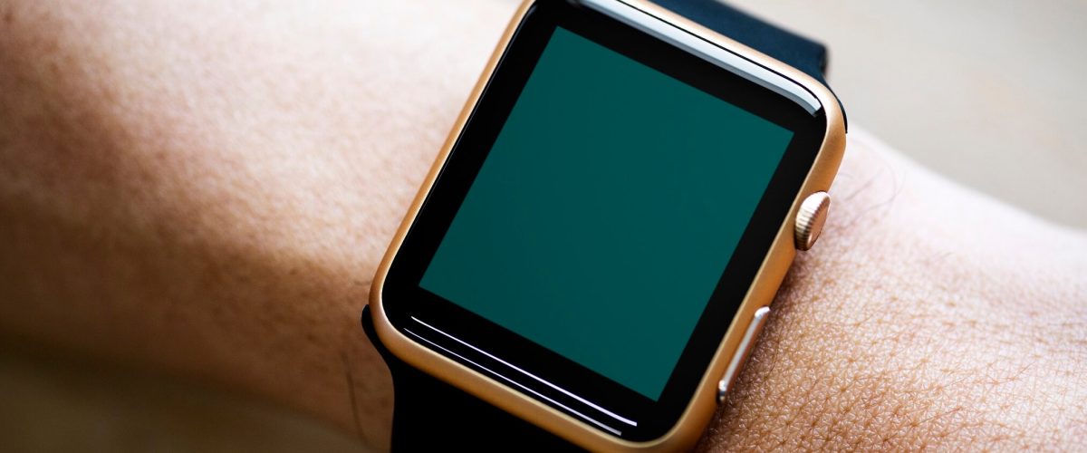 closeup-of-mockup-smartwatch-2022-12-16-00-45-18-utc.jpg